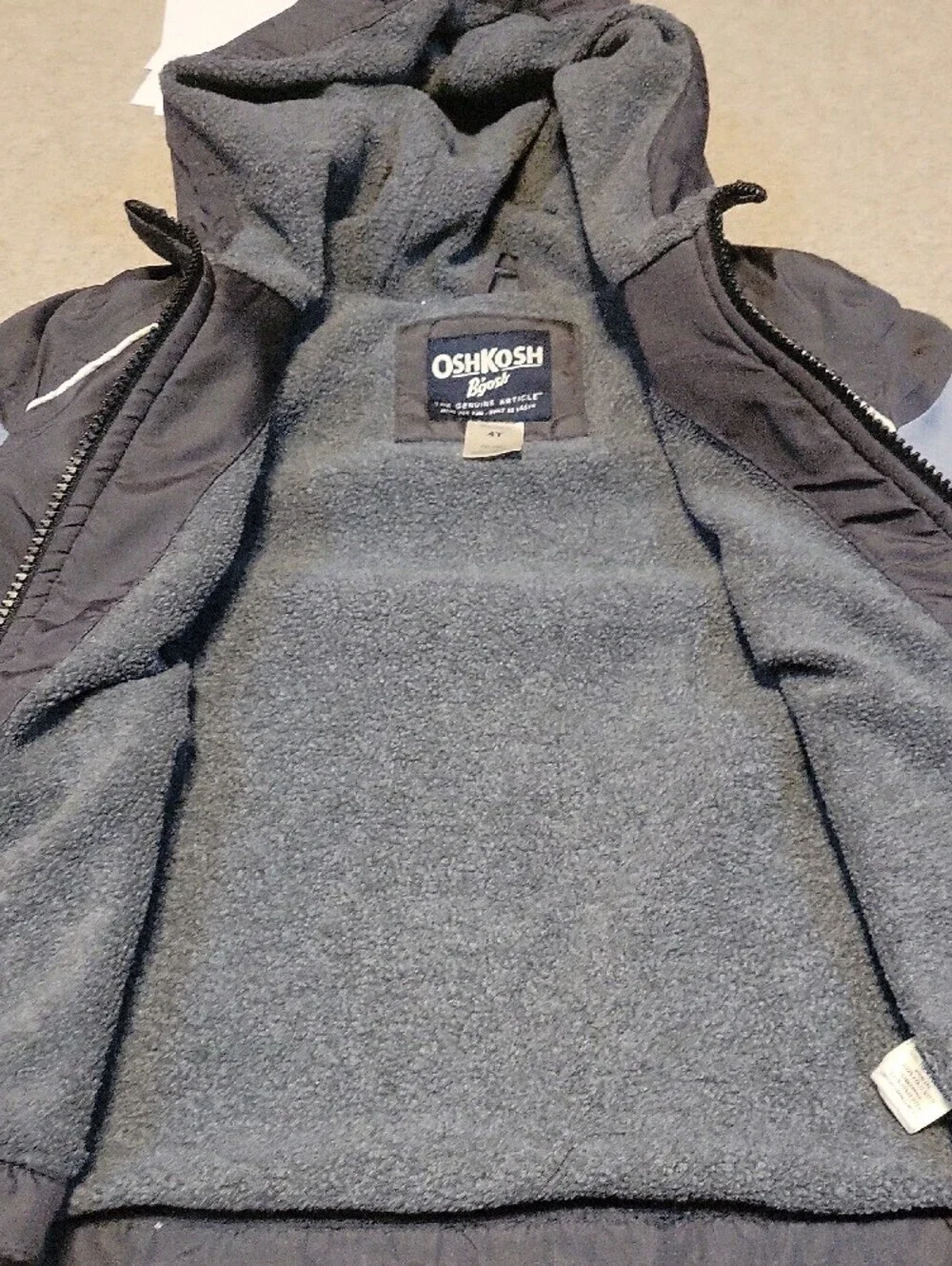 OshKosh B'gosh Black and Gray Kids Hooded Lined Rain Jacket Windbreaker Size 4T